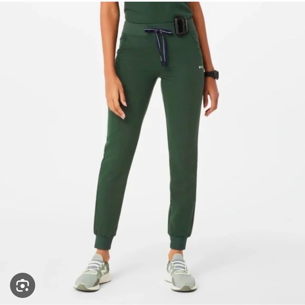 Figs Zamora Jogger British Racing Green